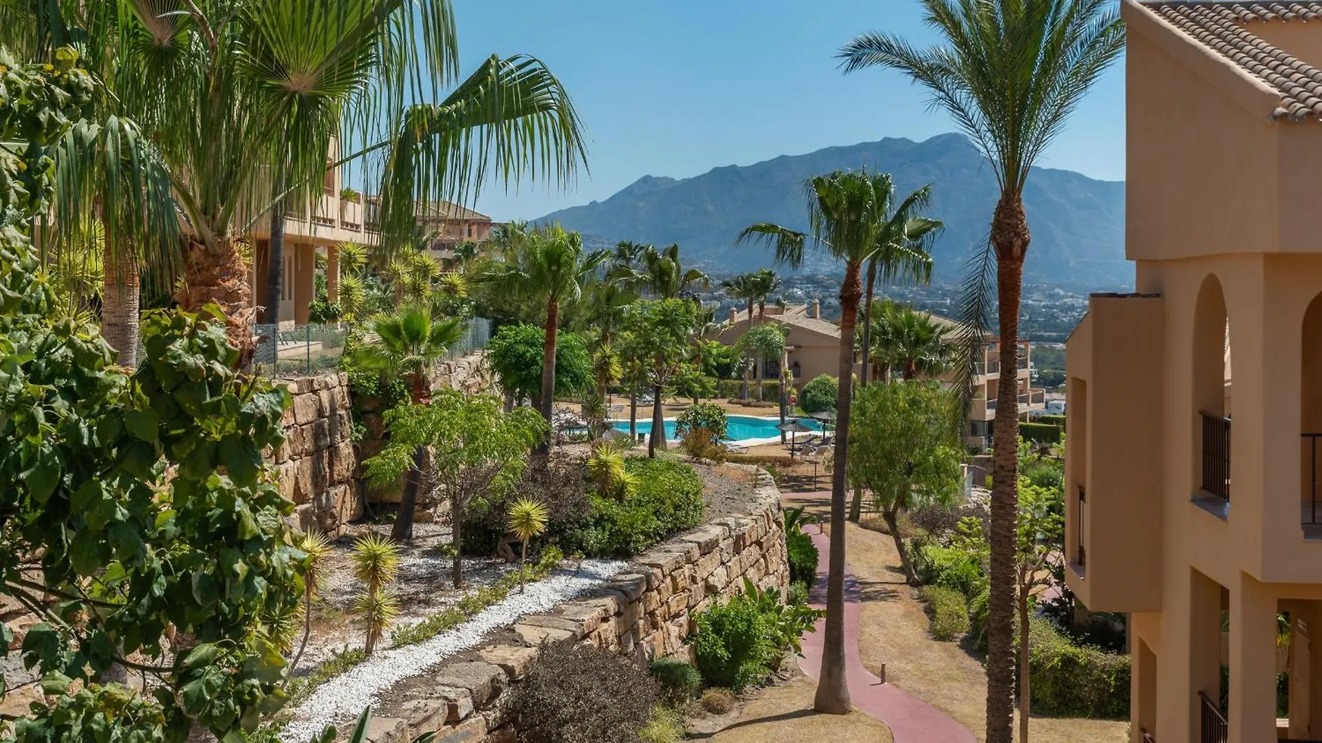 Beautiful Penthouse With Ethnic Interiors Apartment Estepona