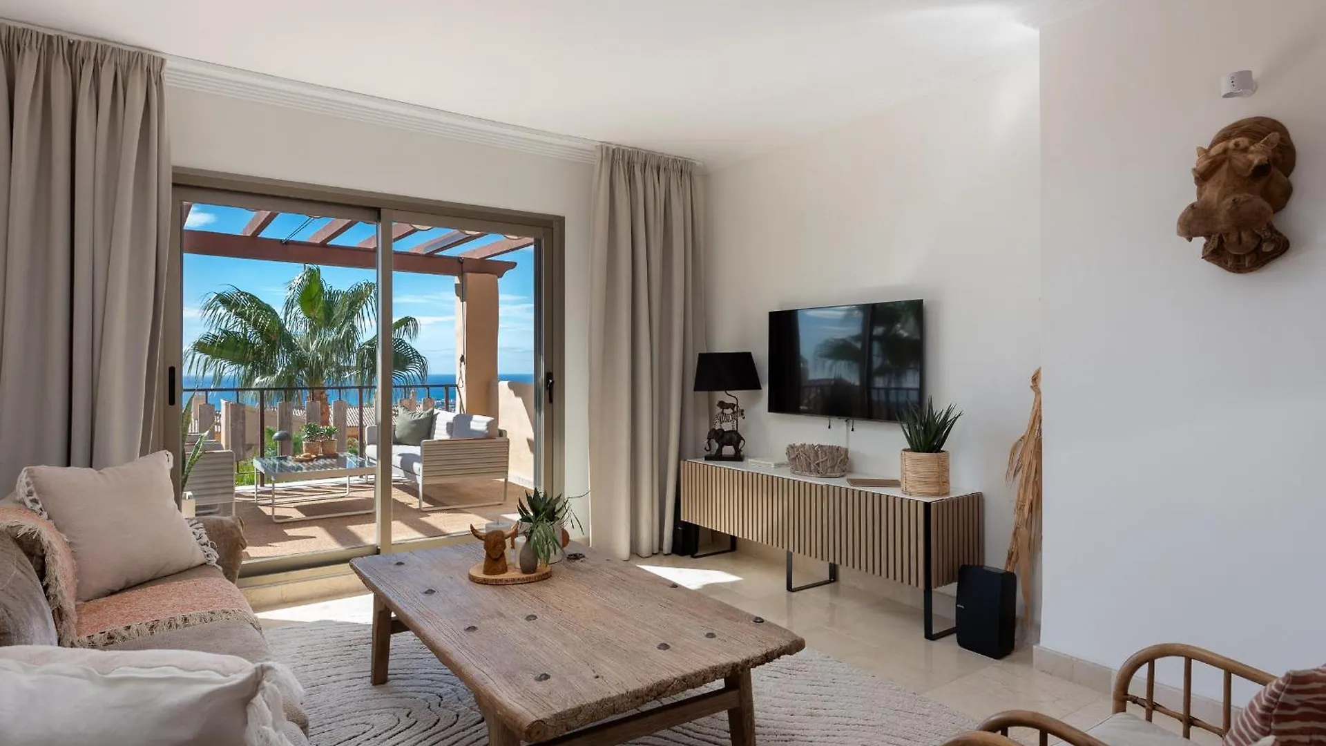 Beautiful Penthouse With Ethnic Interiors Apartment Estepona
